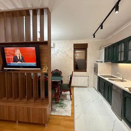 Centro Em Apartmnet Apartment Skopje
